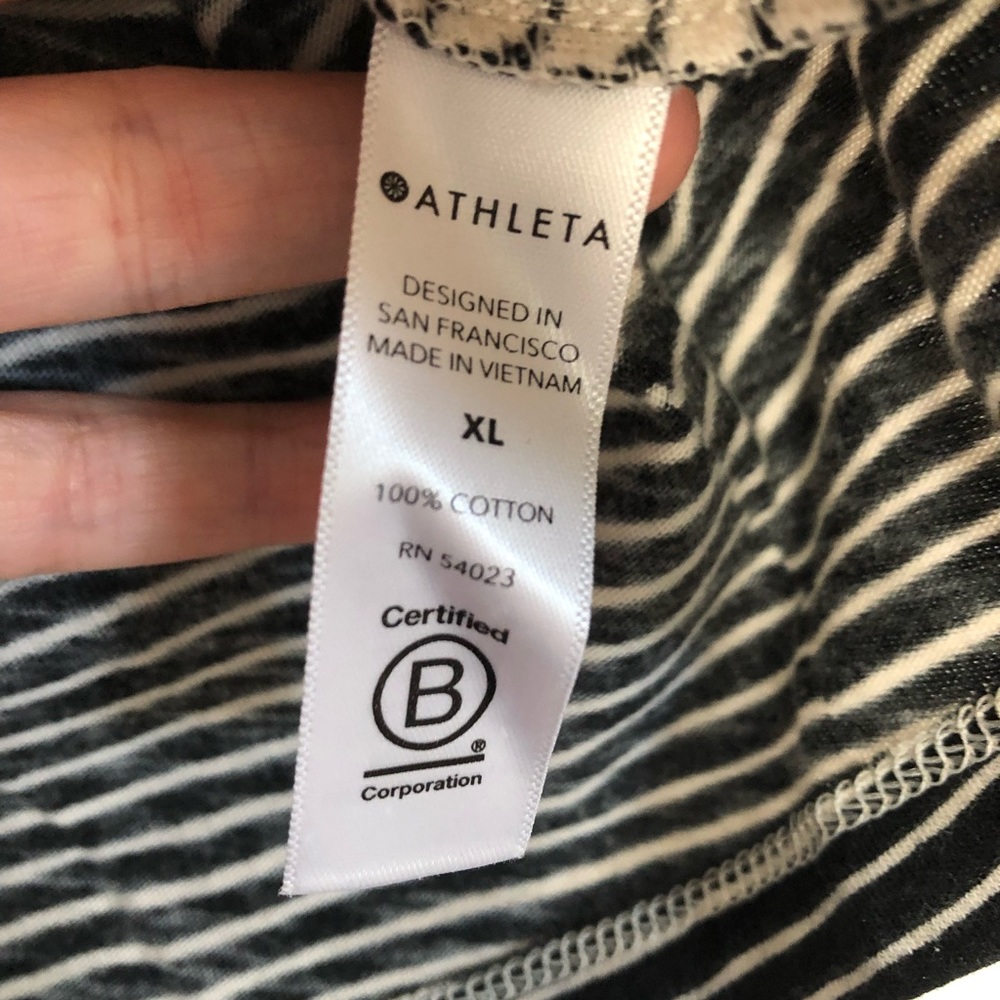 Athleta Two Sided Tee - Picture 3 of 4